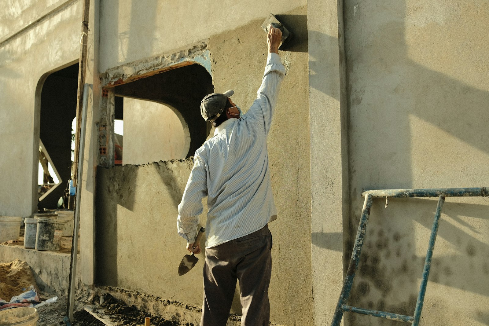 Stucco work in progress on a Southwest Florida exterior